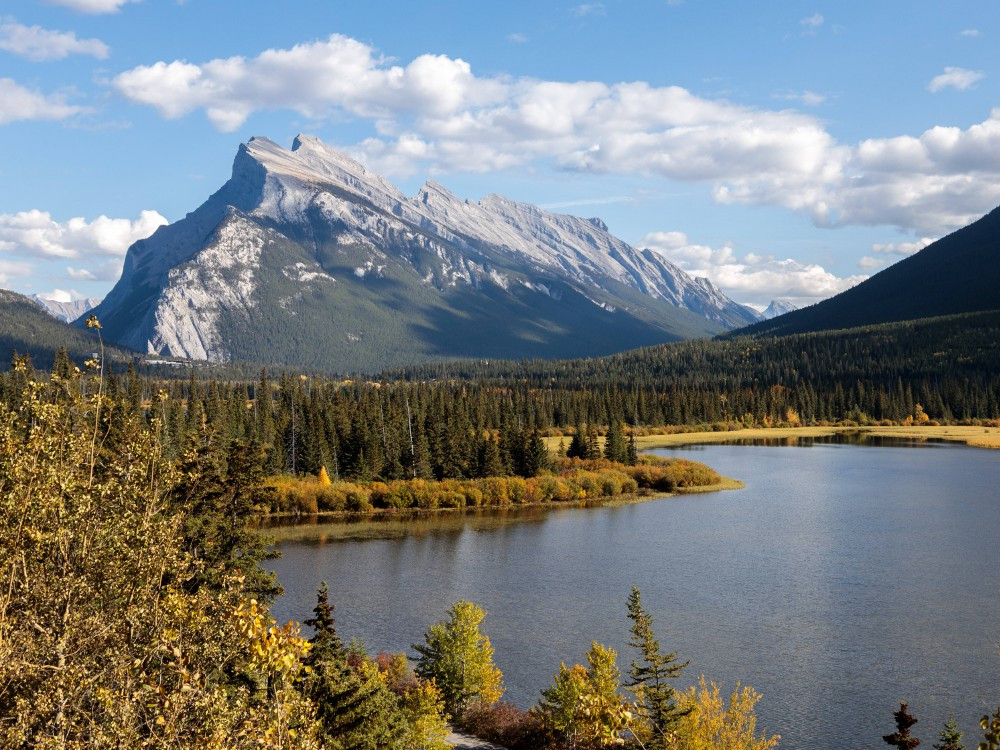 Le mont Rundle en Alberta