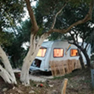 Image pour Booking.com - Dormir dans une caravane