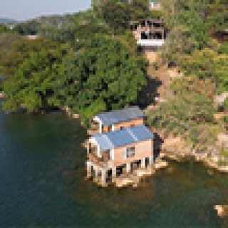 Image pour Booking.com - Lodge sur le lac