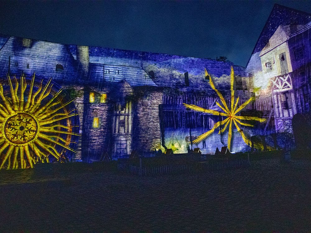 Spectacle lumineux au château
