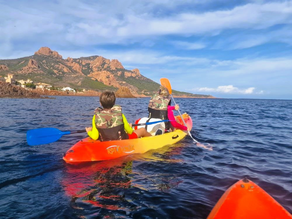 Kayak près d'Esterel