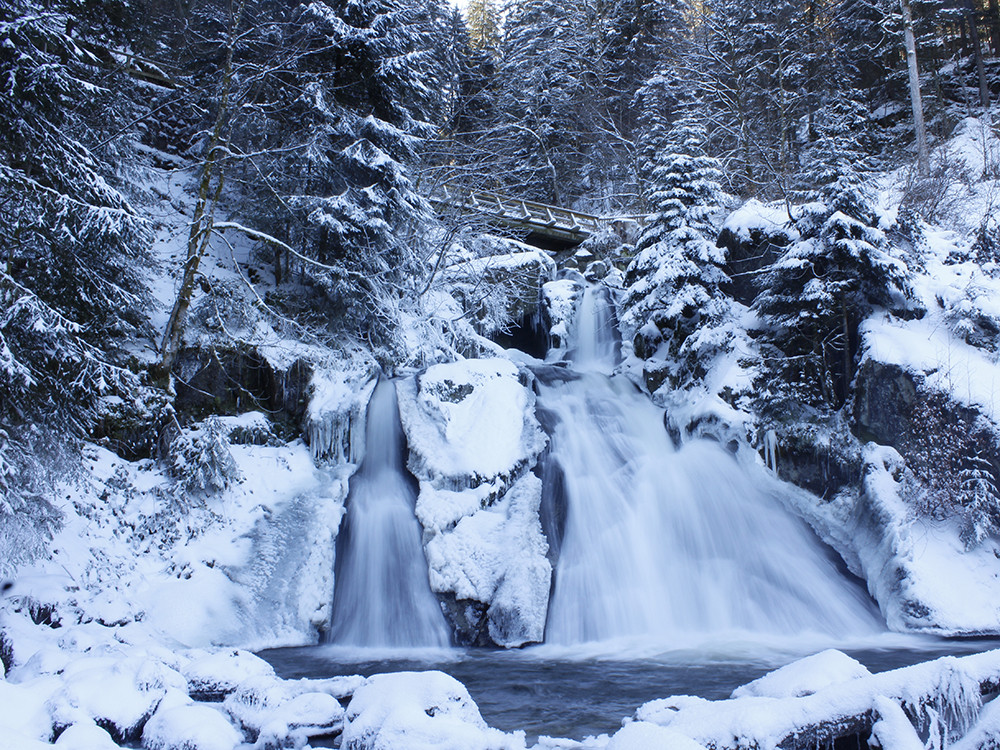 Chute d'eau en hiver