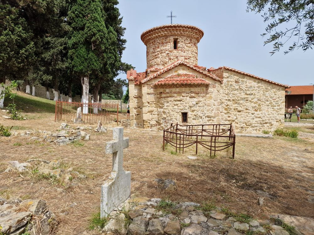 Eglise sur une île près de Vlora