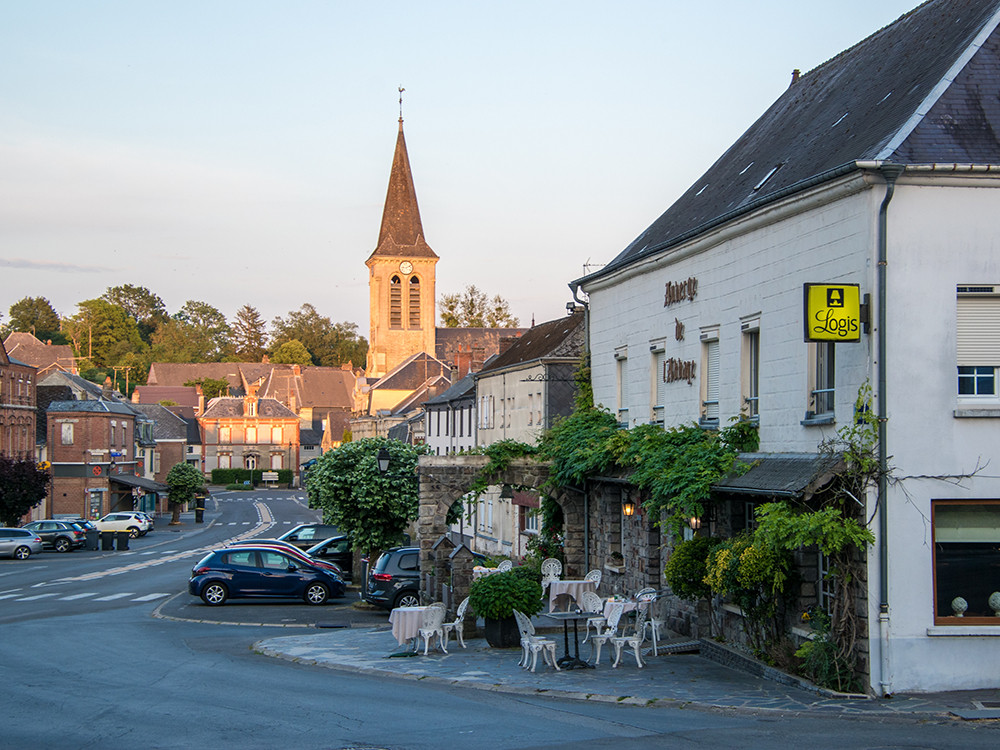 Hôtel Signy-l'Abbaye