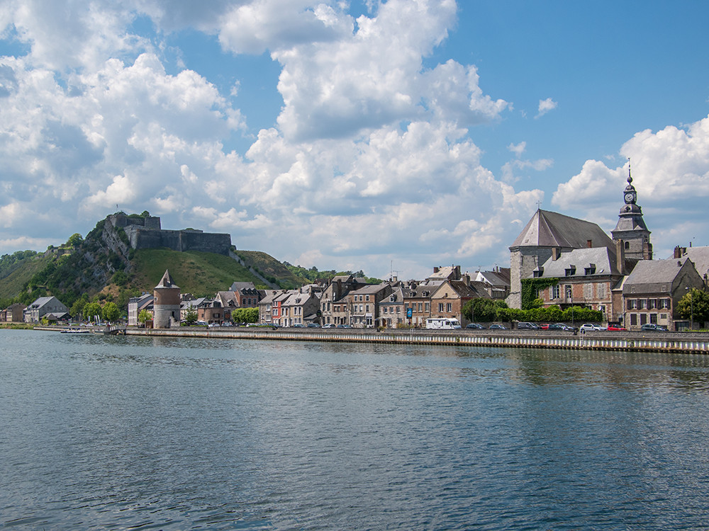 Givet et la Meuse