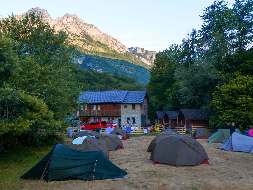 Faire du camping au Monténégro