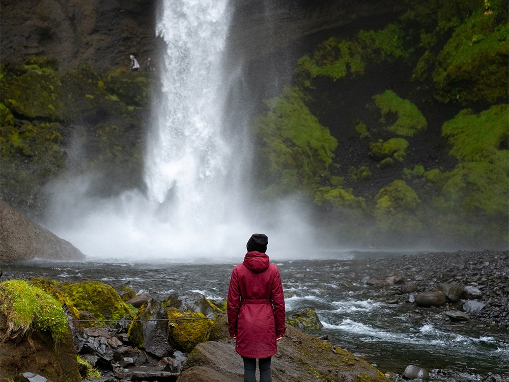 Randonnnée vers une cascade en Islande