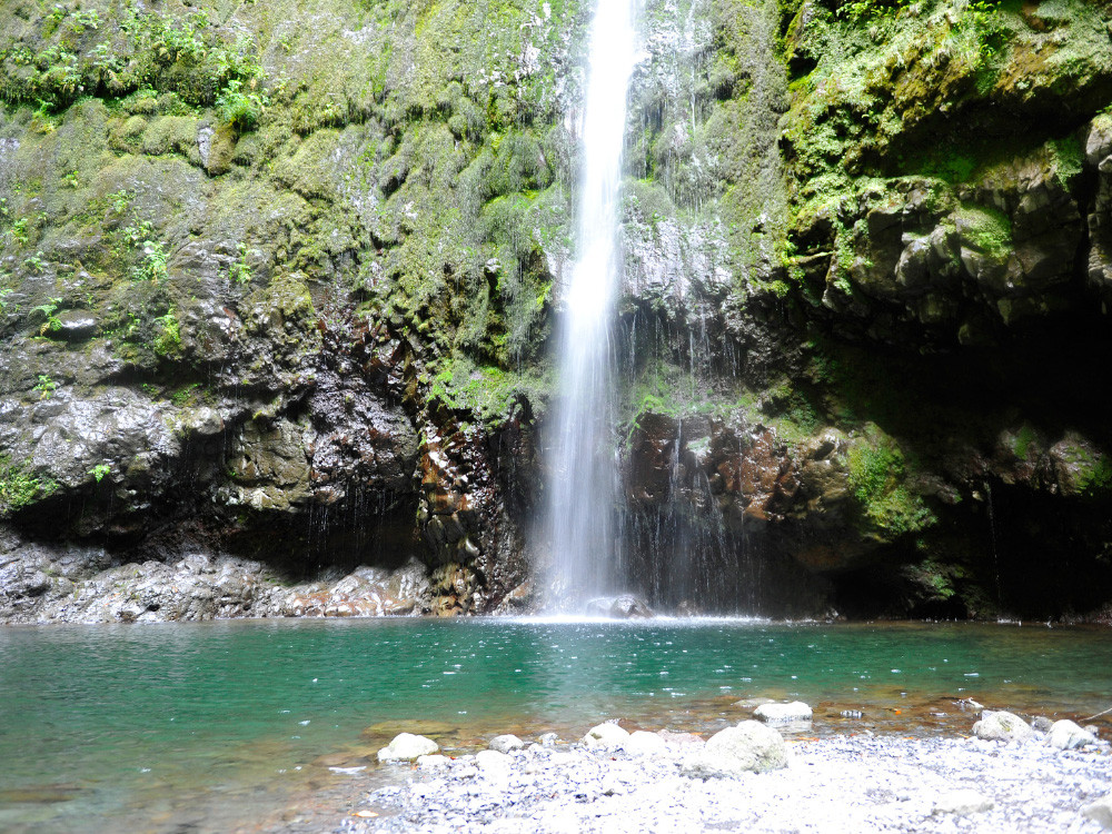 Cascade de Caldeirao Verde