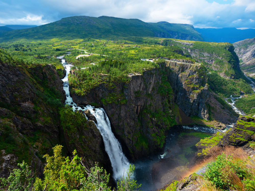 La cascade de Voringsfossen près de Bergen