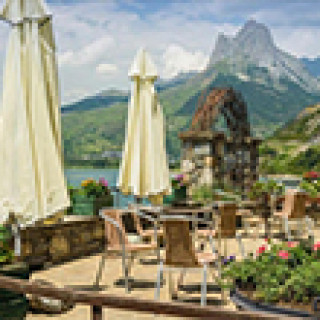 Image pour Booking.com - Près d'un lac de montagne