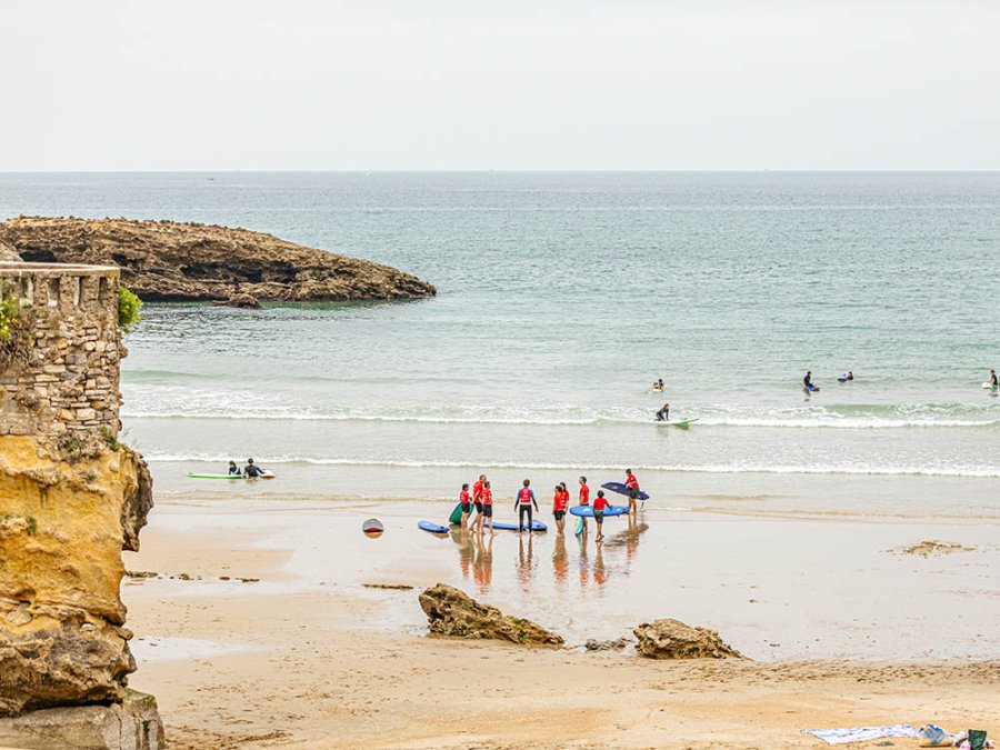 Cours de surf au Pays basque français