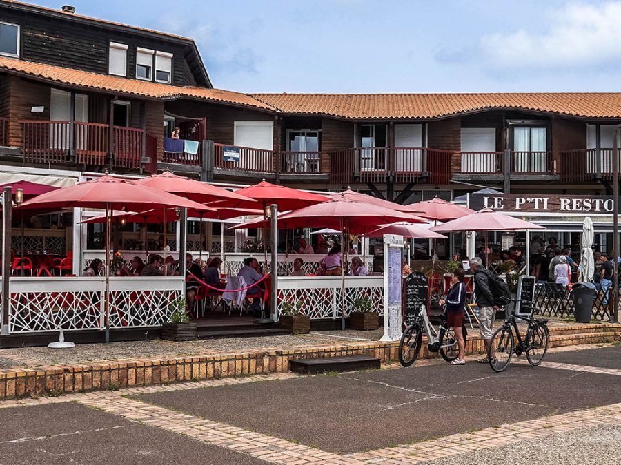 Terrasse dans les Landes