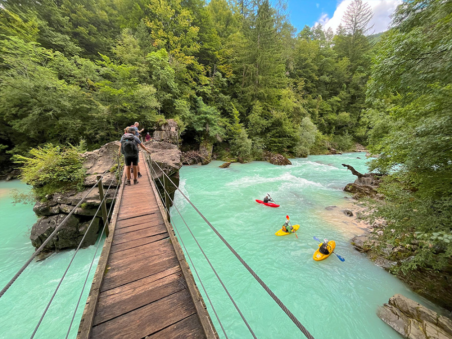 Belle rivière en Slovènie Belle rivière en Slovènie