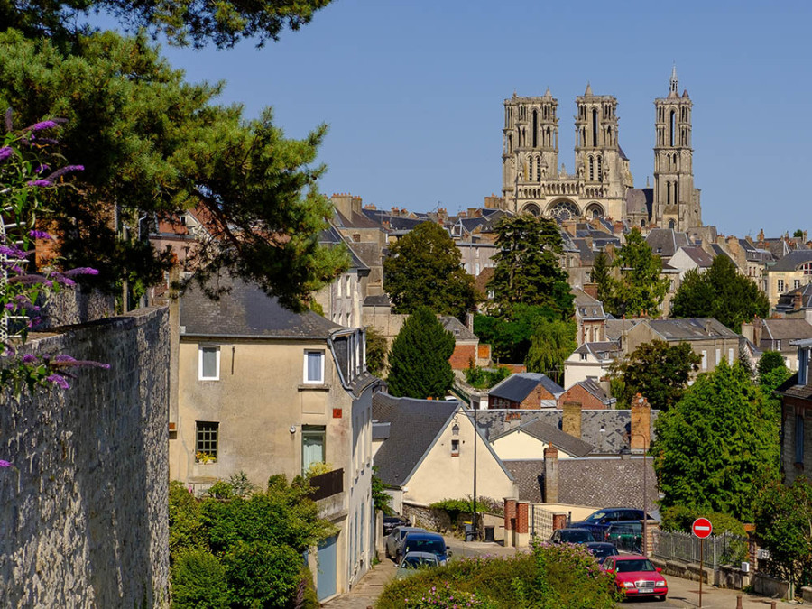 Laon Laon