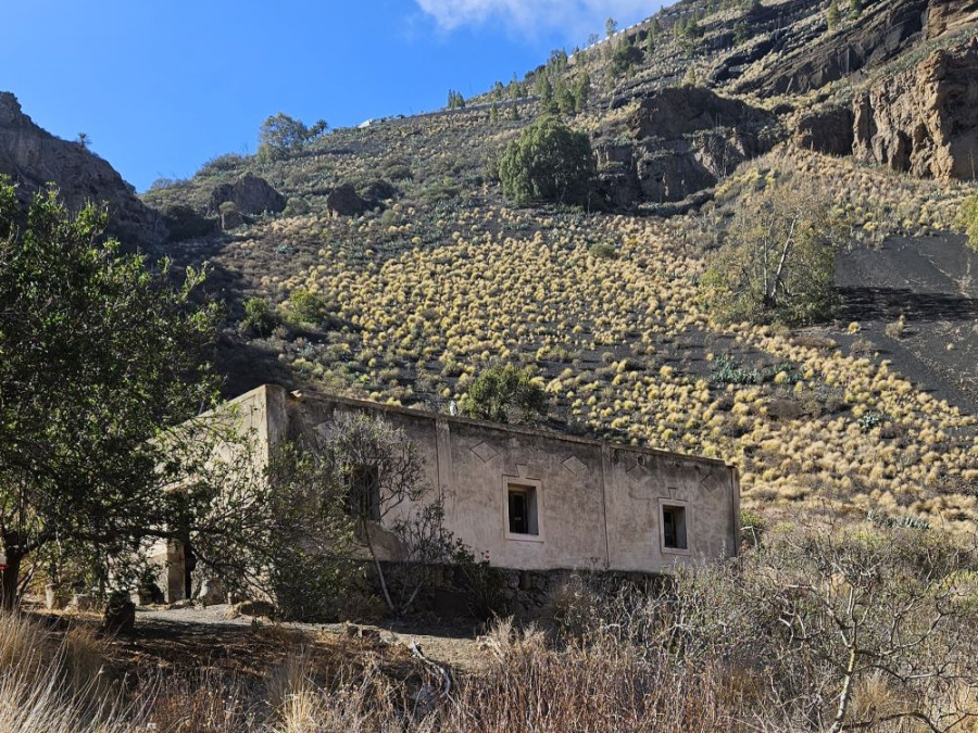 Dernière maison de la vallée Dernière maison de la vallée