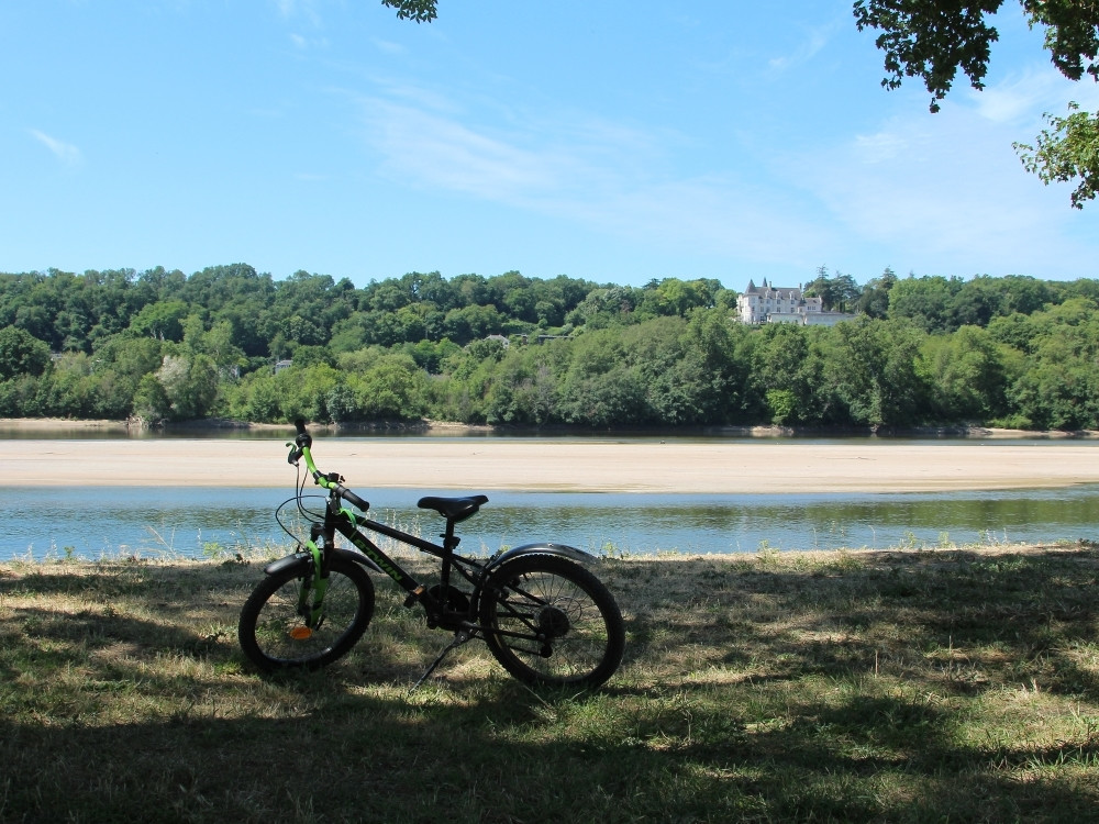 Faire du vélo avec un enfant