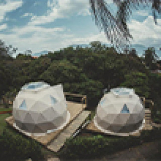 Image pour Booking.com - Parc de glamping vert
