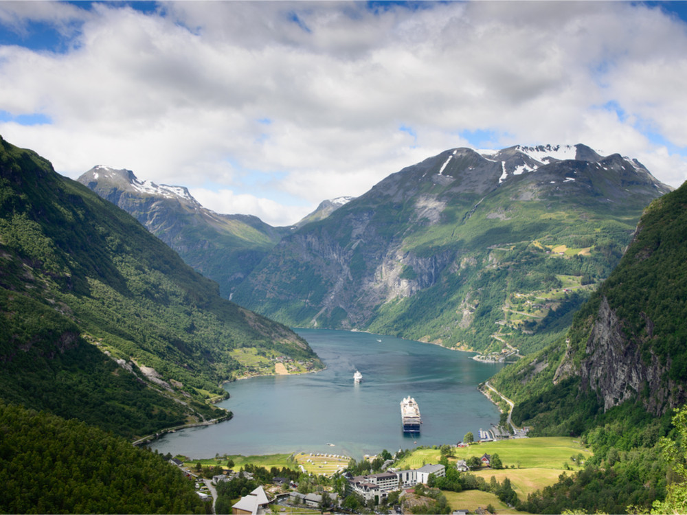 Fjord norvégien