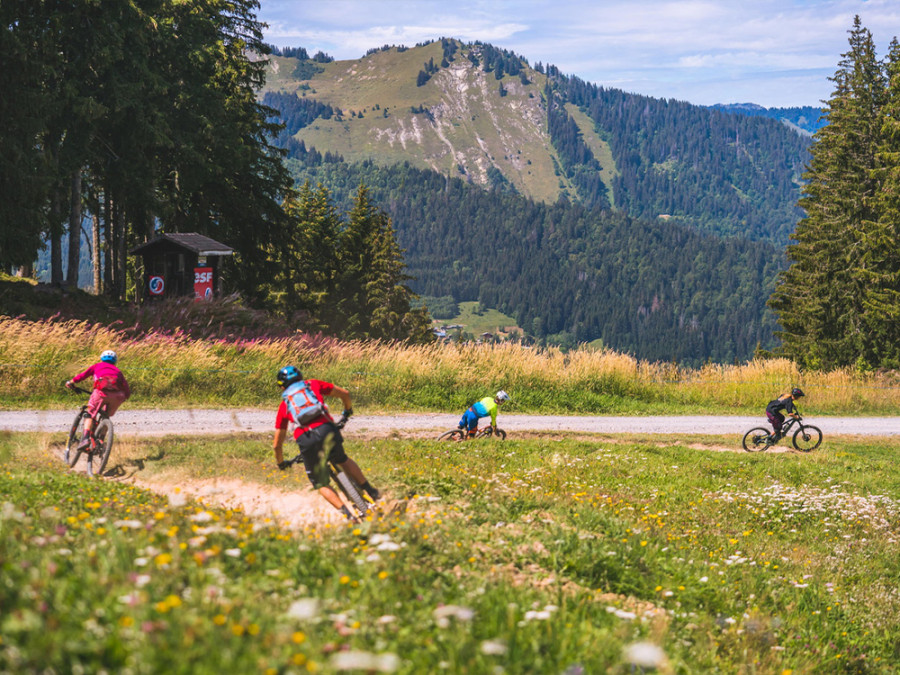 Faire du vélo à Morzine