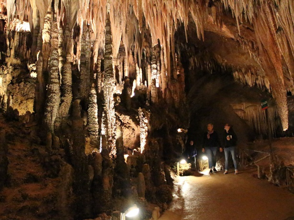 Grotte de Valporquero